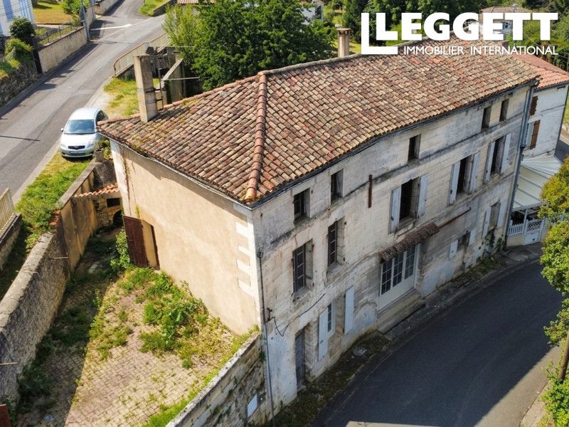 Property photo 2 of 10