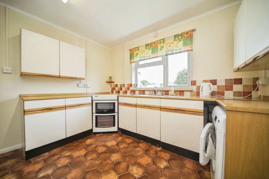 Property photo 2 of 11 Pbox-Img.Jpg