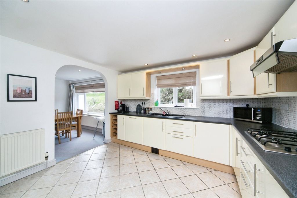 Property photo 3 of 22 Picture No. 20
