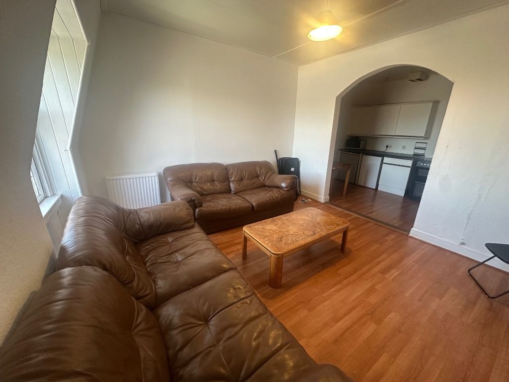 Property photo 2 of 13 Photo 2