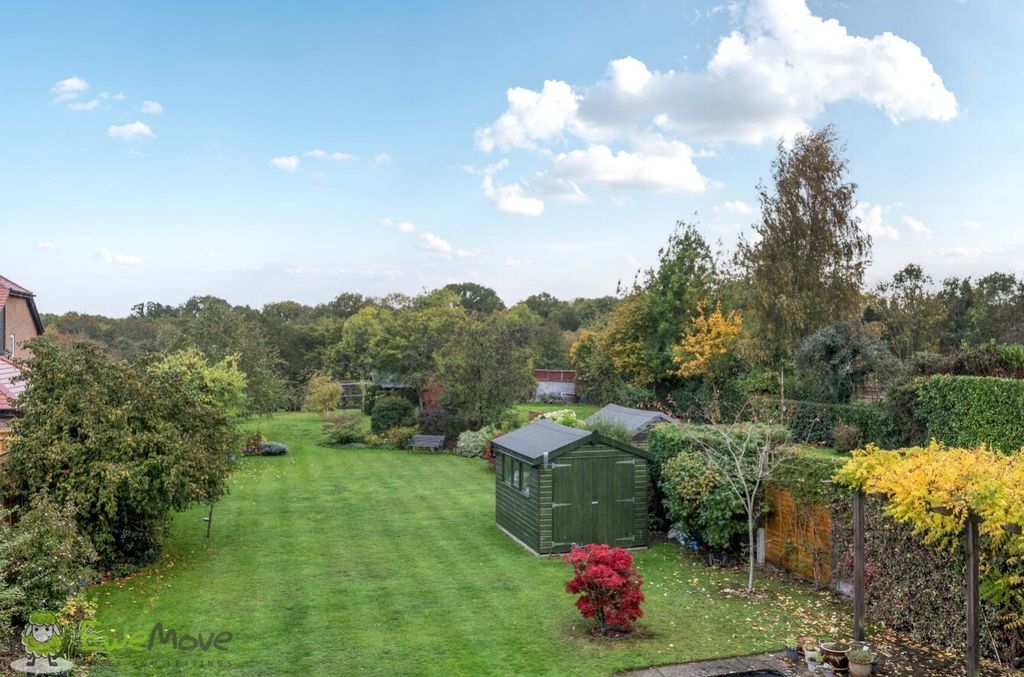 Property photo 3 of 26 Rear Garden