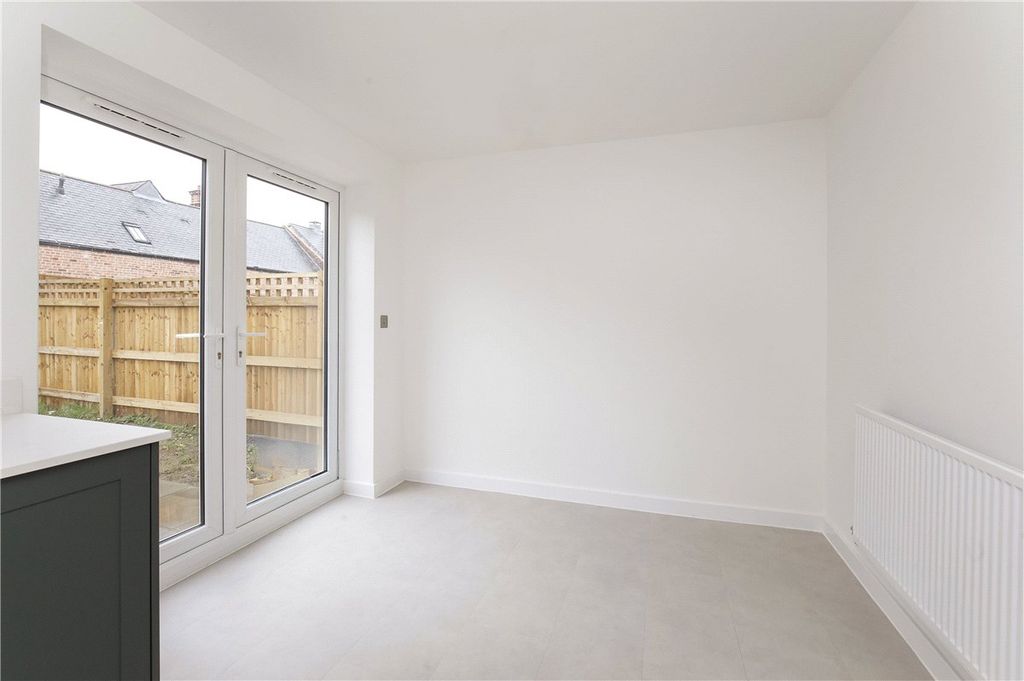 Property photo 3 of 13 Picture No. 04