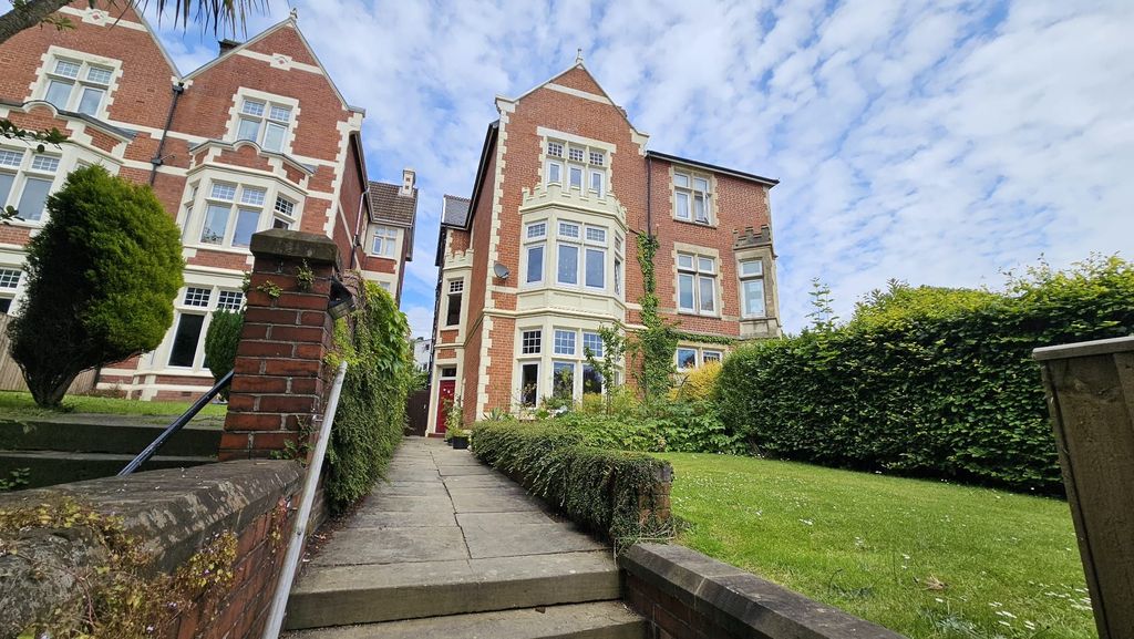 Property photo 1 of 7