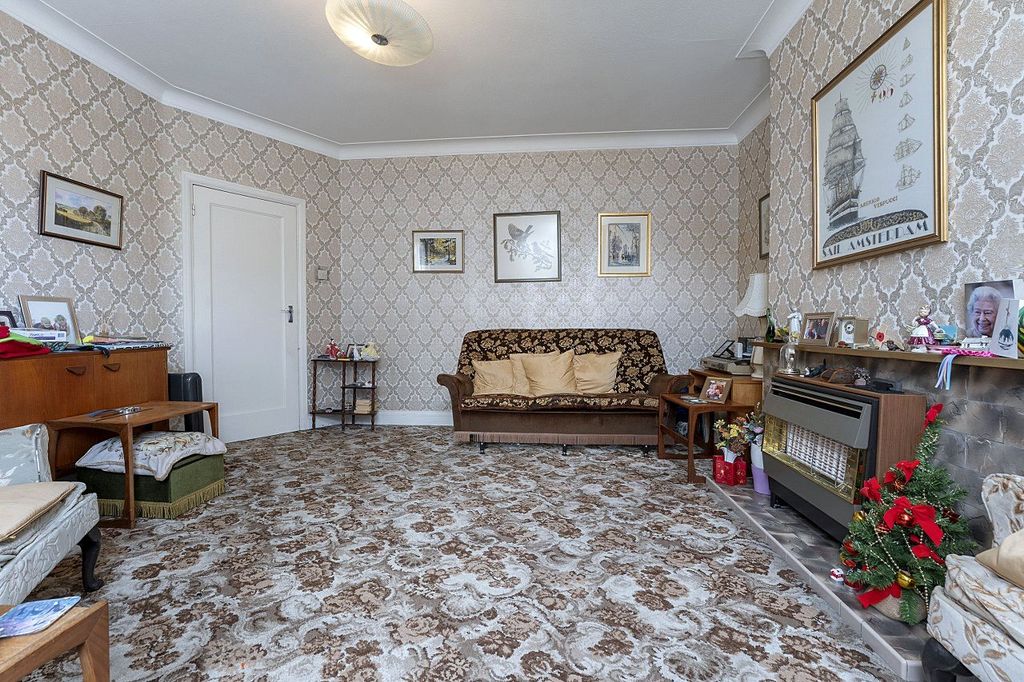 Property photo 2 of 17 Picture No. 03