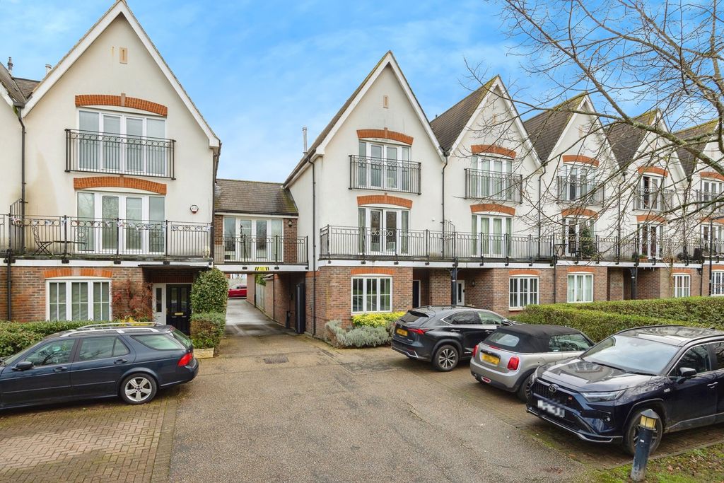 Property photo 1 of 15 Pbox-Img.Jpg