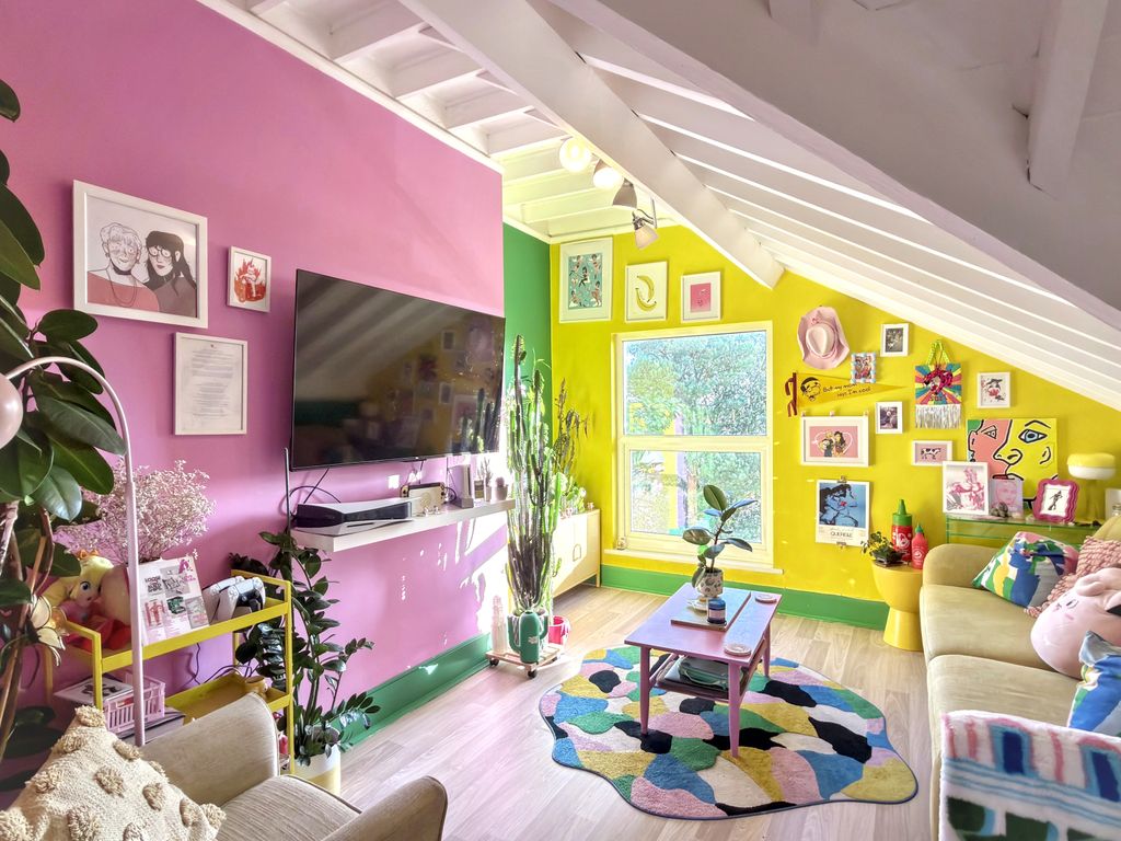 Property photo 2 of 14