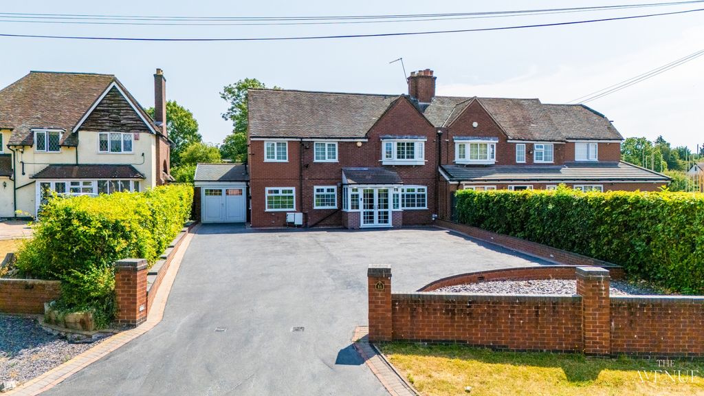 Property photo 1 of 40 4904182
