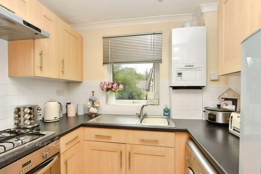 Property photo 2 of 5 Ploughmans Kitchen