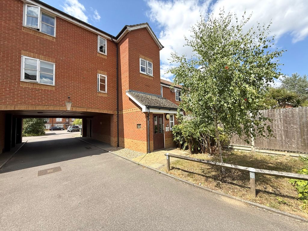 Property photo 1 of 14