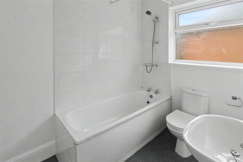 Property photo 3 of 9 Img_8656.Jpeg