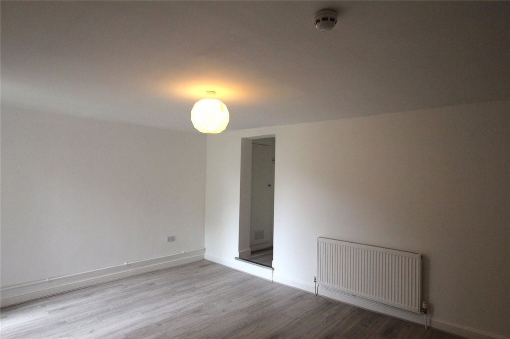 Property photo 3 of 15 Picture No. 25