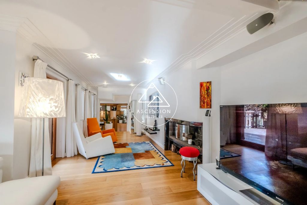 Property photo 3 of 39