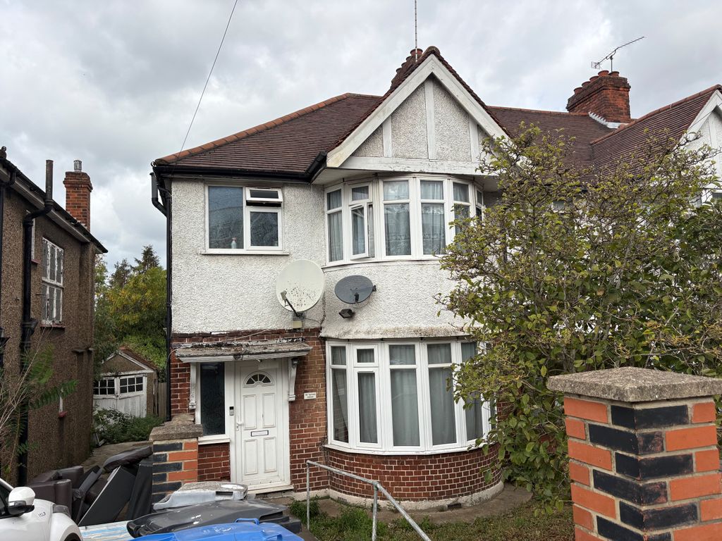 Property photo 1 of 4
