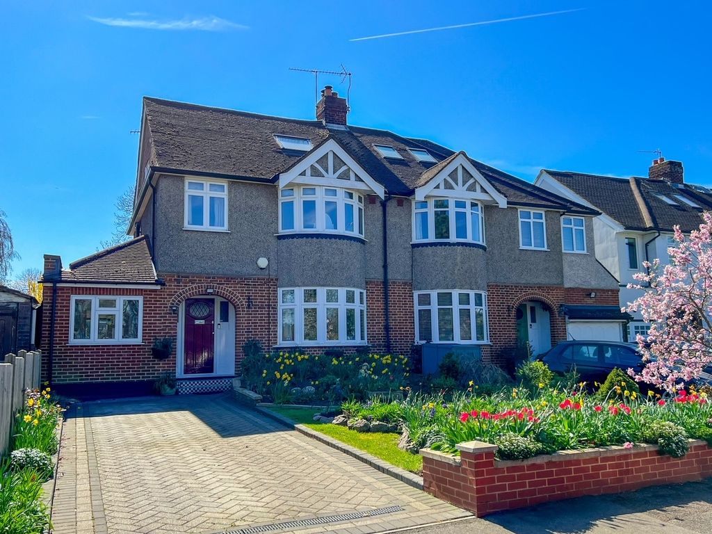 Property photo 1 of 37