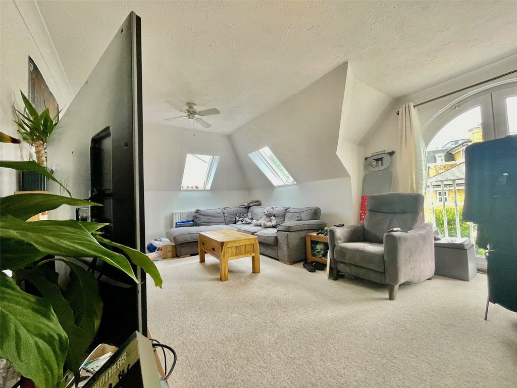 Property photo 2 of 6 Picture No. 02