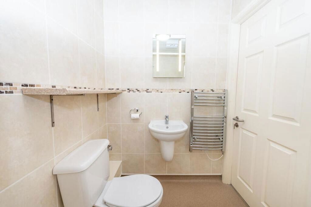 Additional image 16 of 1 bed property for saleCanal Hill, Tiverton EX16