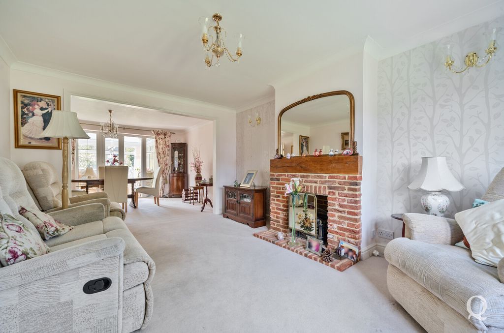 Property photo 2 of 25 12408F3B-4F87-4E9...