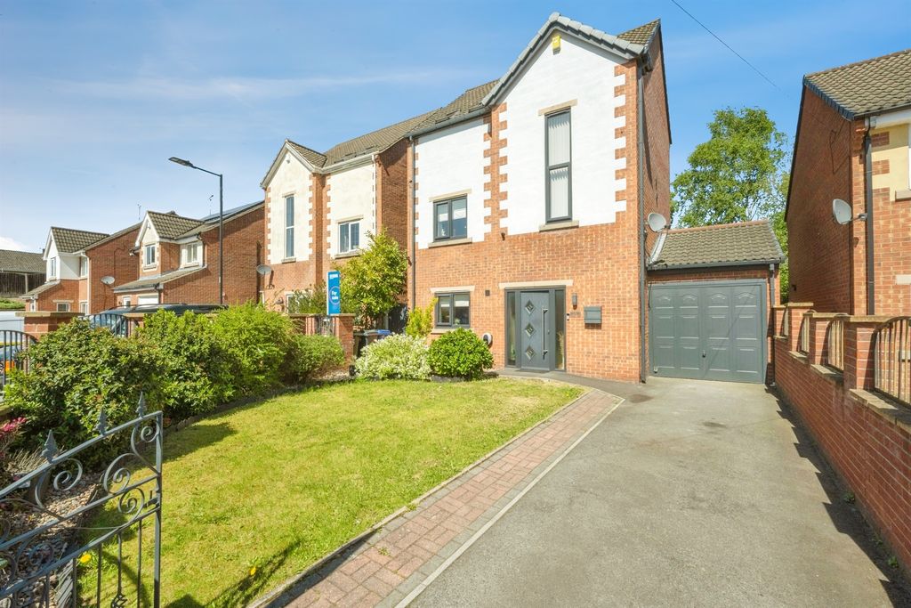 Property photo 1 of 23
