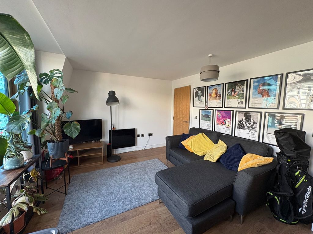 Property photo 2 of 9 Picture No. 08