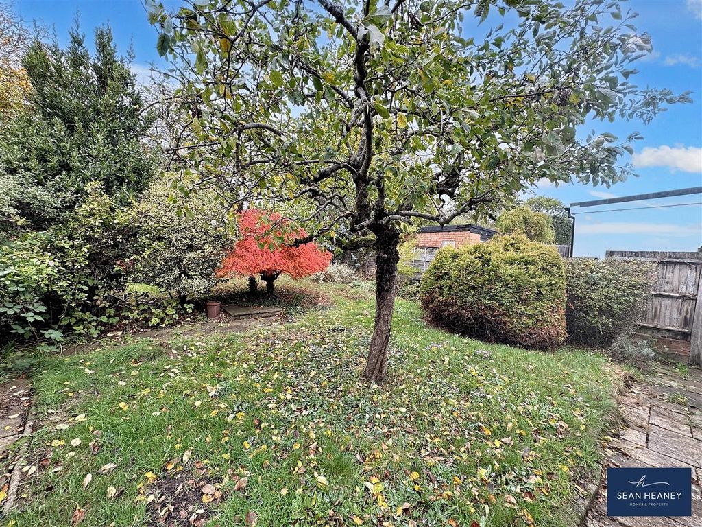 Property photo 2 of 22