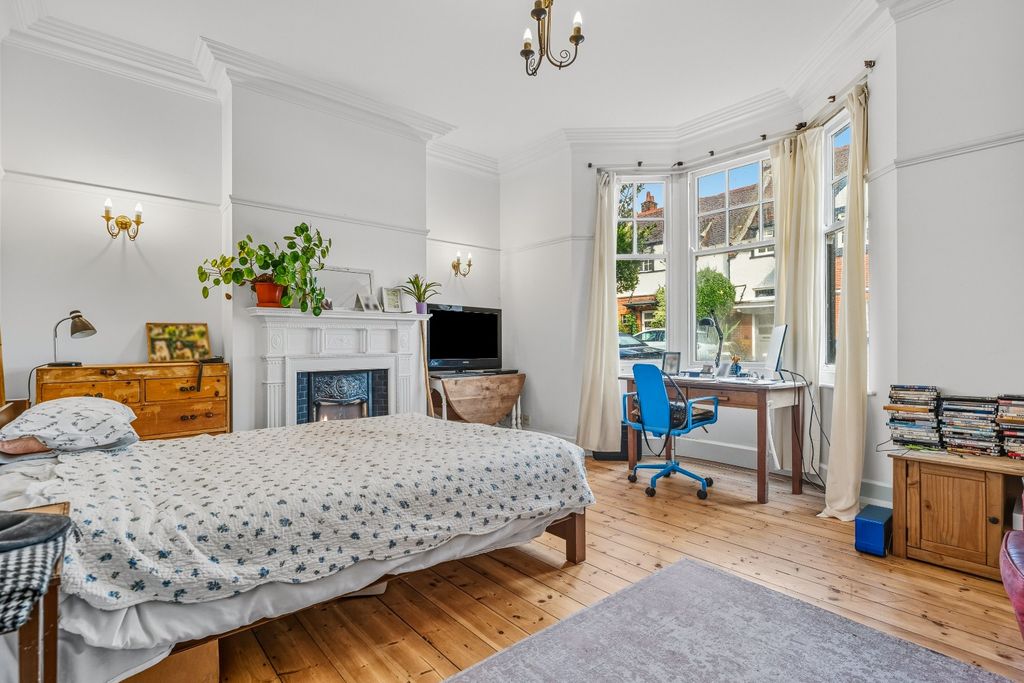 Property photo 3 of 15 4518322