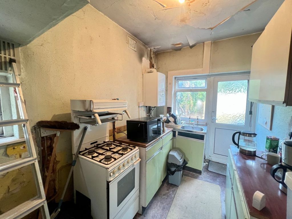 Property photo 3 of 22
