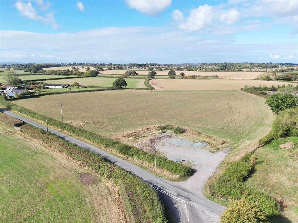 Property photo 2 of 5 Lot 3
