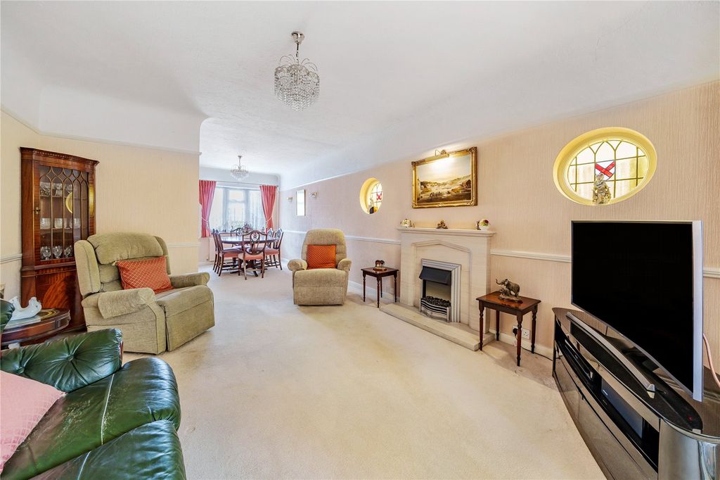 Property photo 3 of 17 Picture No. 16