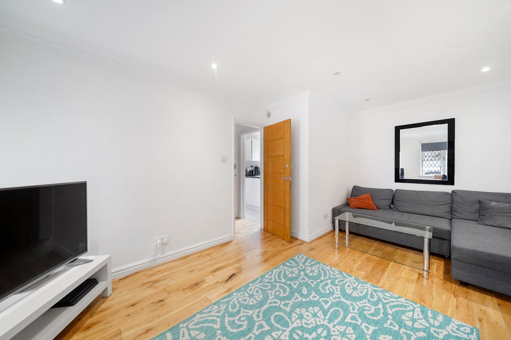Property photo 2 of 15