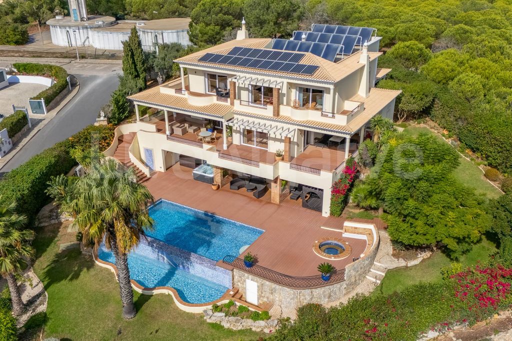 Property photo 1 of 73 Sea View | Luxury Grand T3+2 Villa At Praia Da Luz For Sale - Lagos