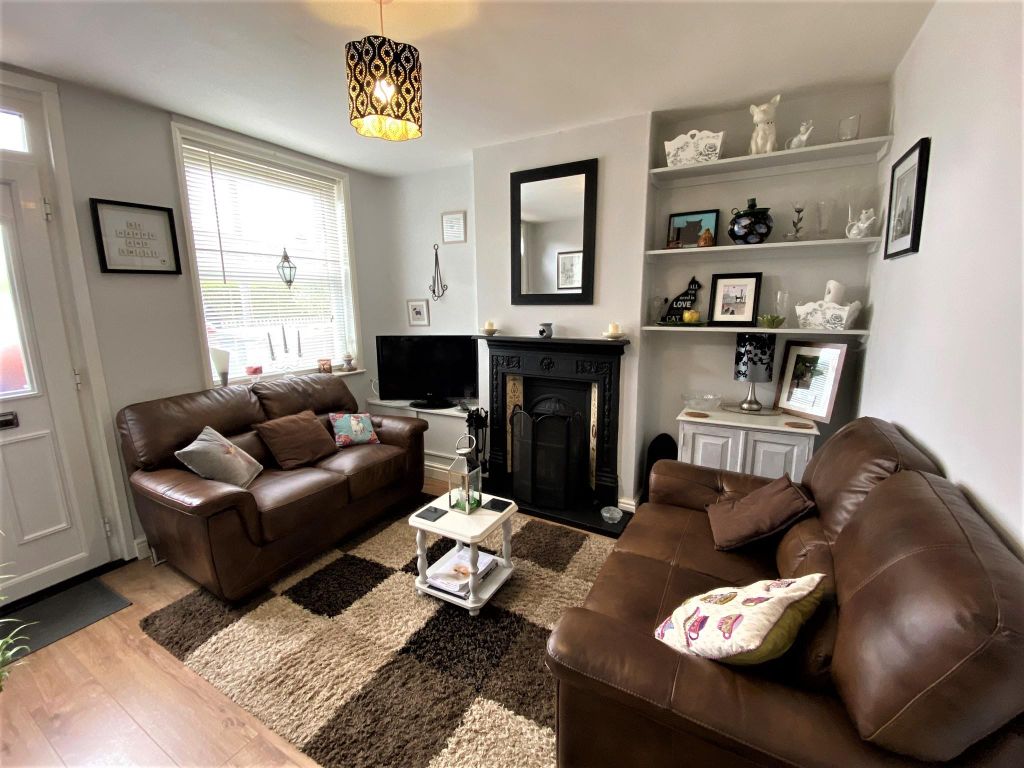 Property photo 2 of 9 Living Room