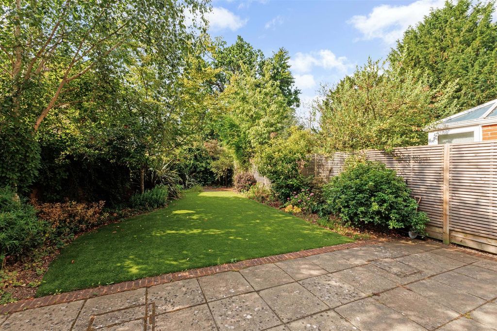 Property photo 2 of 14