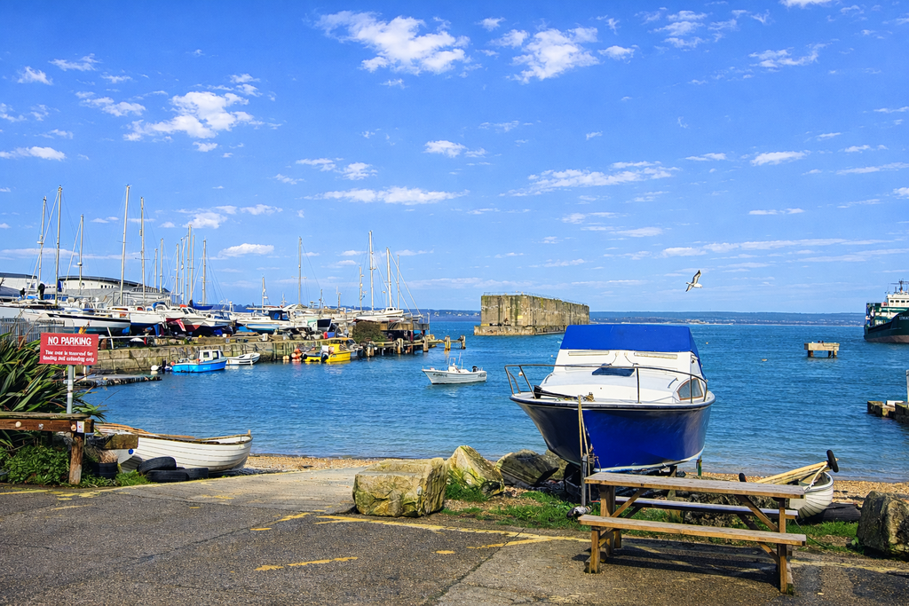 Property photo 2 of 17 Sunny Harbour With Historic Fort