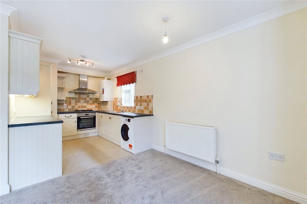 Property photo 3 of 12 Picture No. 21