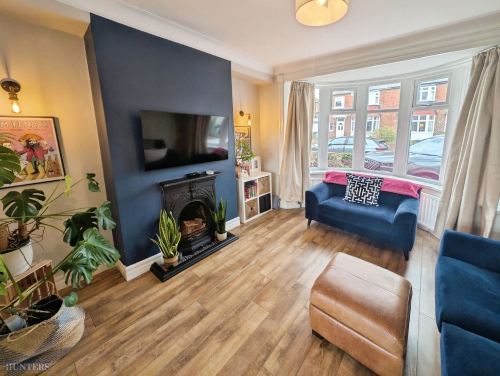 Property photo 3 of 9 Pbox-Img.Jpg