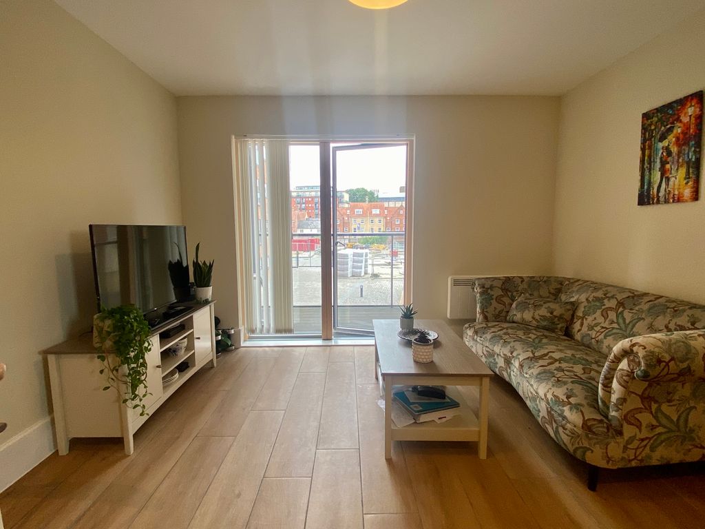 Property photo 1 of 5