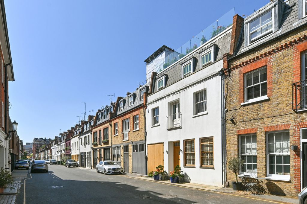 Property photo 1 of 20 Street View