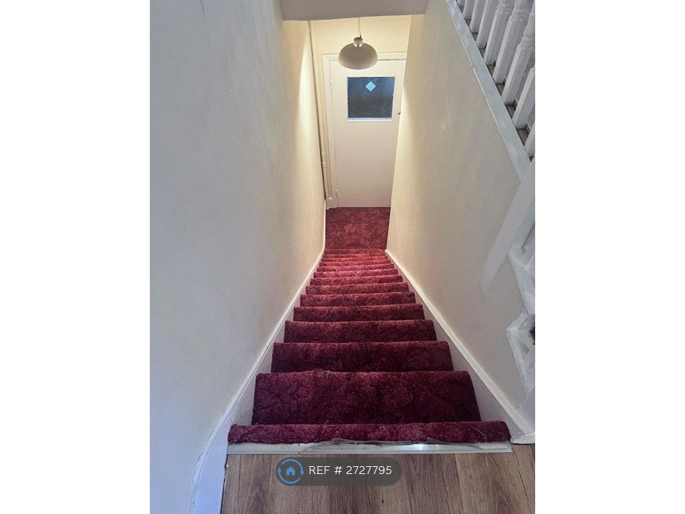 Property photo 3 of 9 Entrance Stair