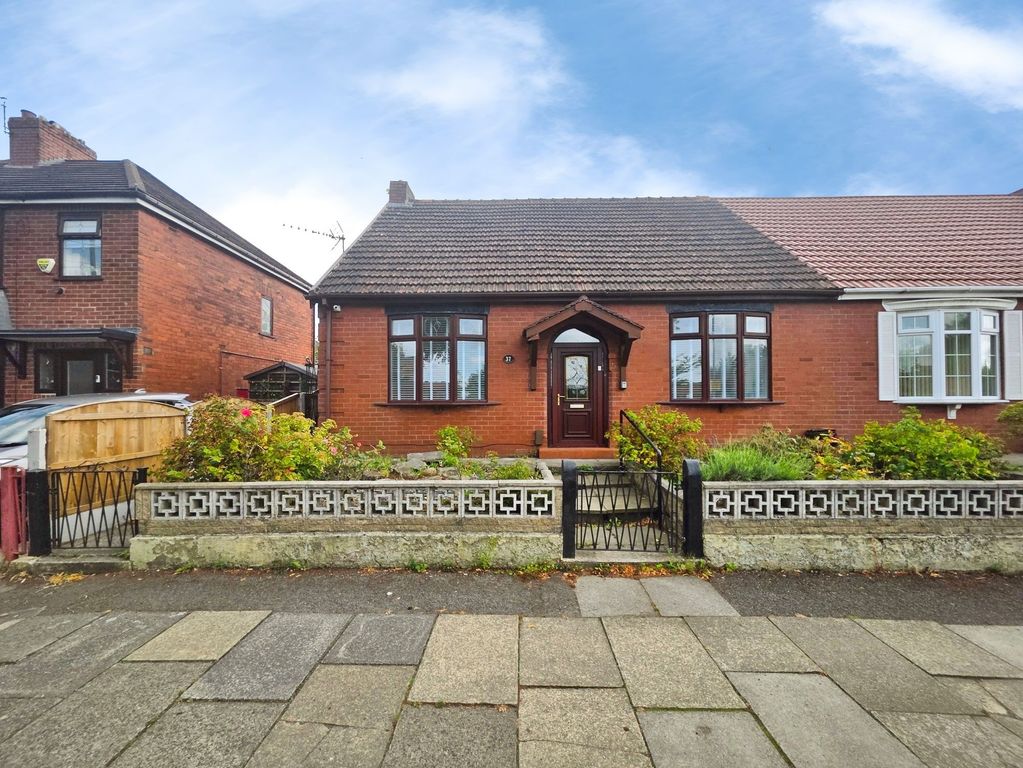 Property photo 2 of 21