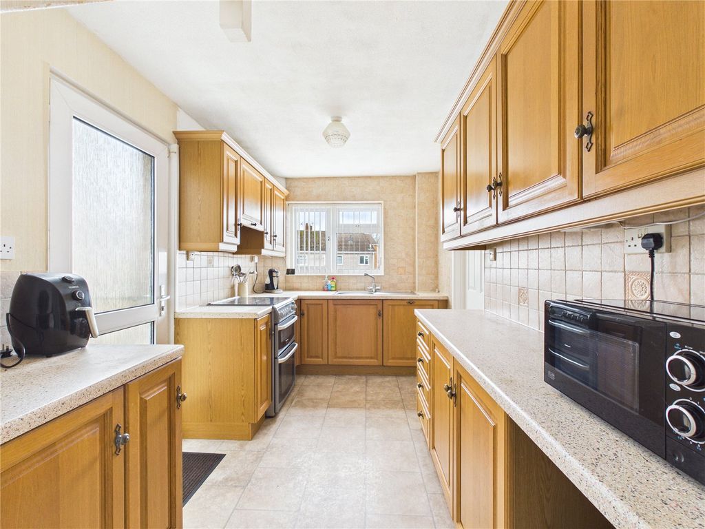 Property photo 3 of 19 Picture No. 04