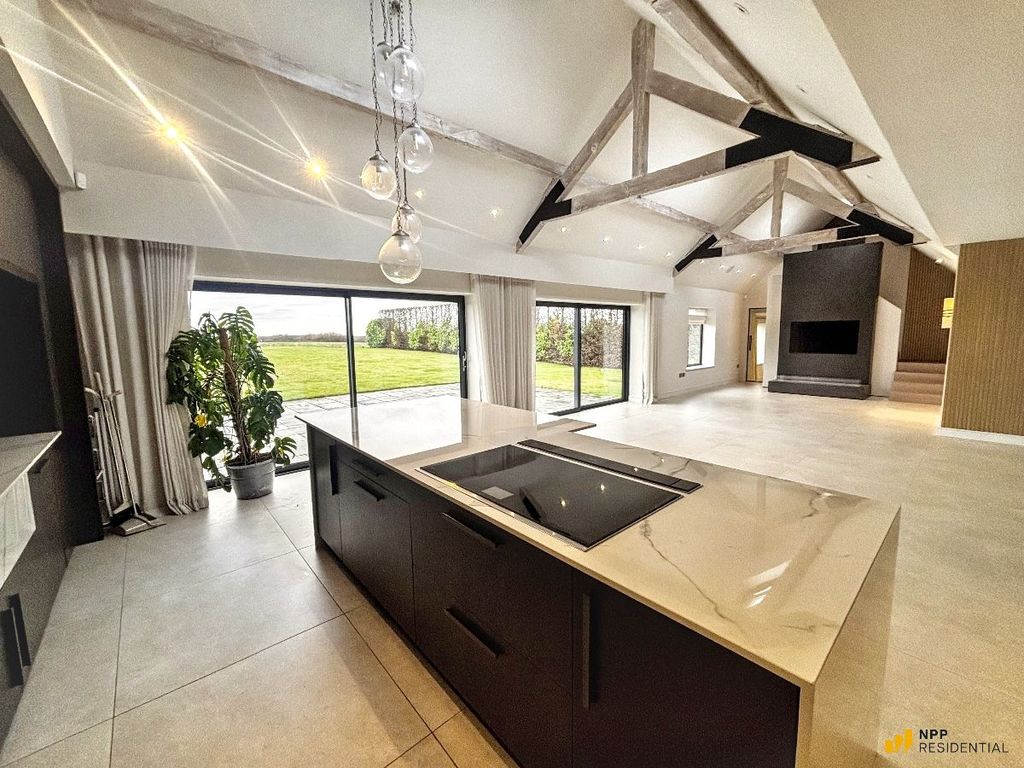 Property photo 1 of 49