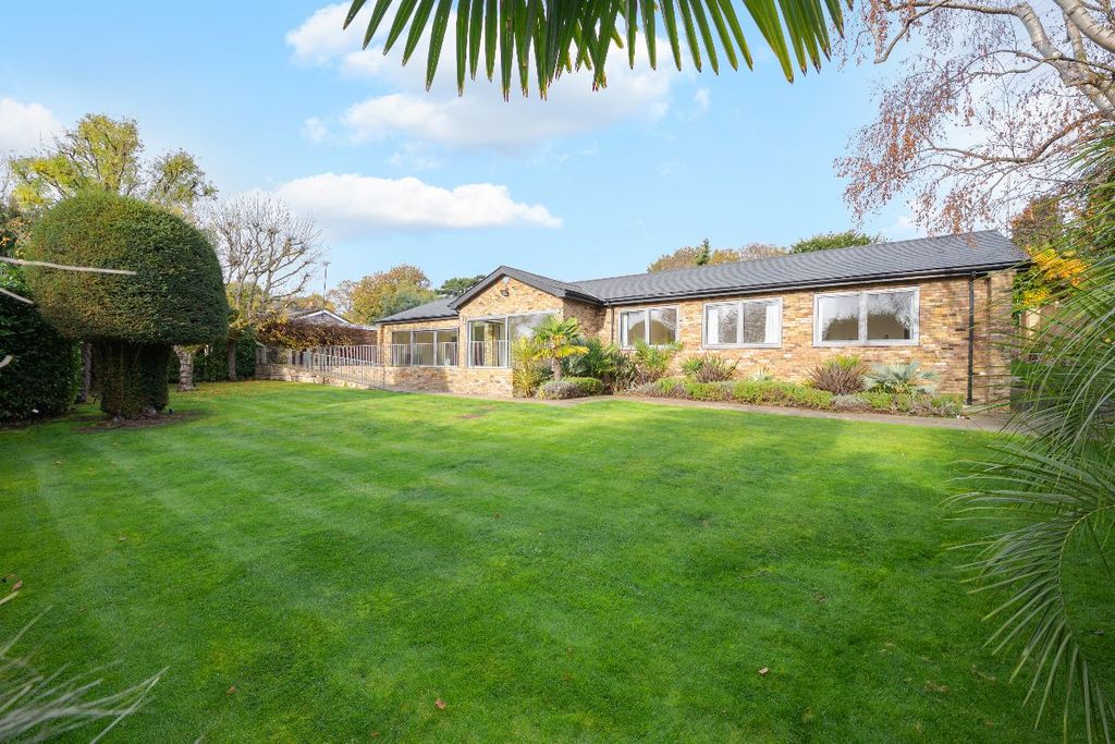 Property photo 1 of 35