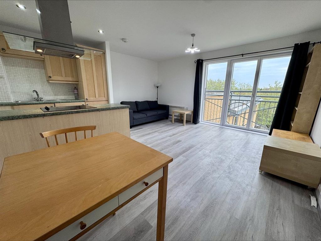 Property photo 1 of 8 Lounge-Diner