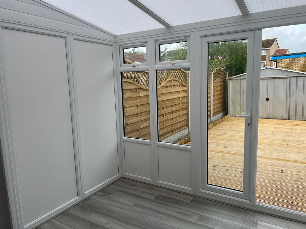 Property photo 1 of 18 Two Bedroom House Close To Dagenham Heathway Station-1900 Pcm