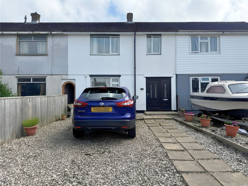 Property photo 1 of 25 Picture No. 05