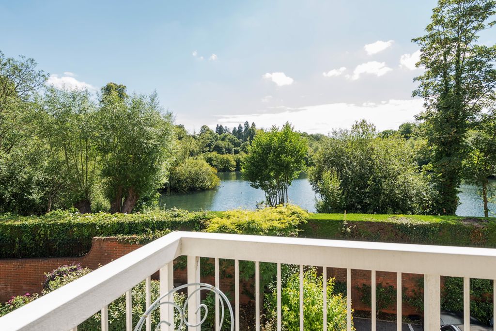 Property photo 2 of 19 Photo 10