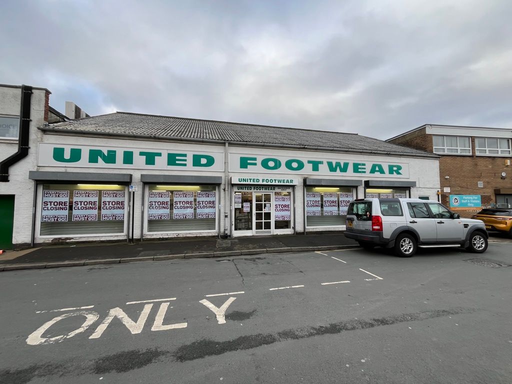 Property photo 2 of 11 Photo 1