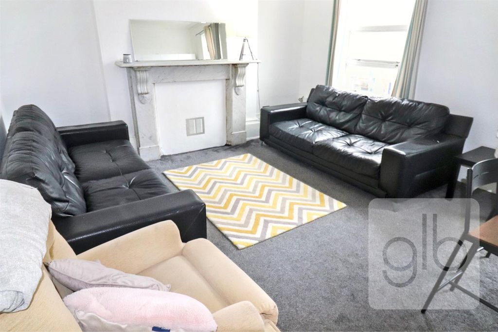 Property photo 2 of 15 3.Png