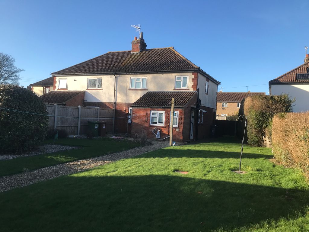 Property photo 2 of 7