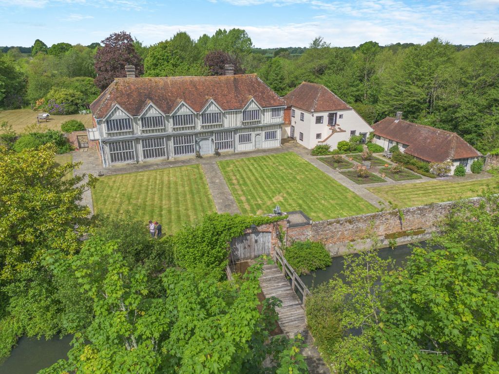 Property photo 2 of 16 Picture No. 23